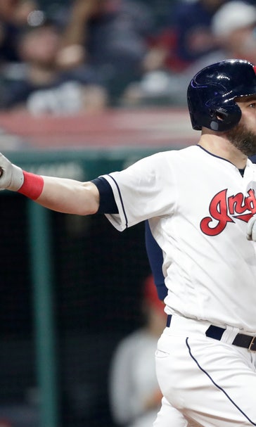 Kipnis' triple, Naquin's defense lead Indians past Tigers